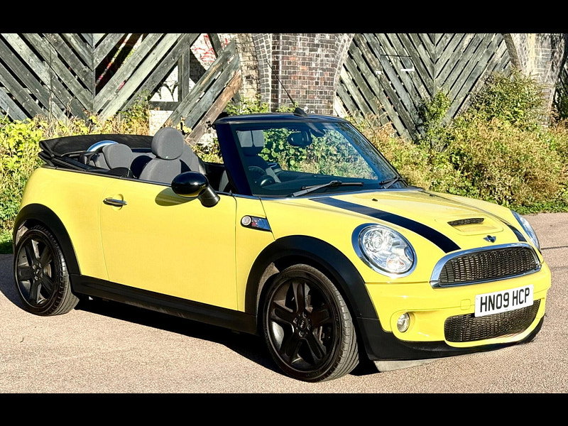 MINI Convertible 1.6 Cooper S Convertible 2dr Petrol Manual Euro 4 (170 ps)