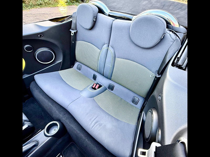 MINI Convertible 1.6 Cooper S Convertible 2dr Petrol Manual Euro 4 (170 ps)