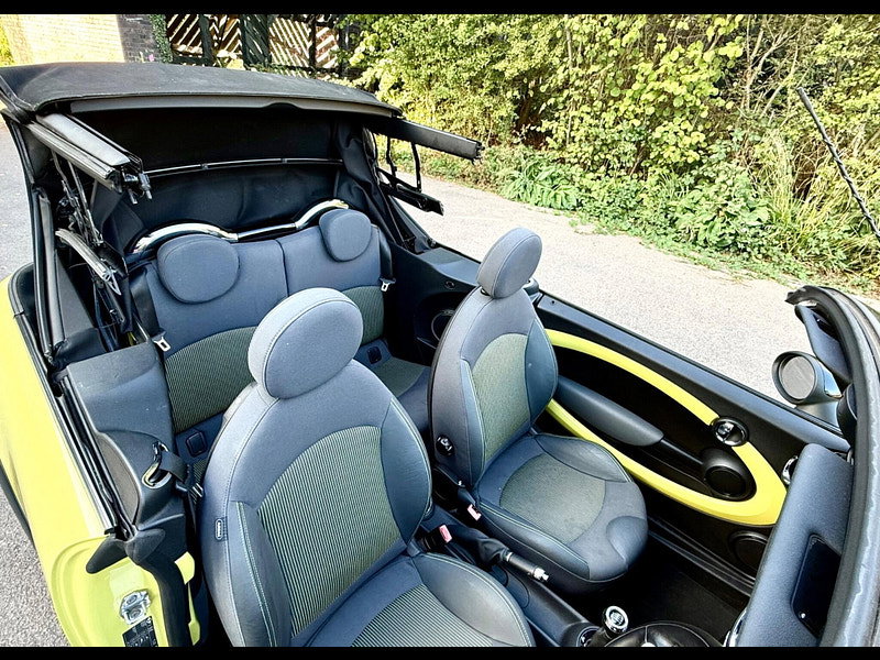 MINI Convertible 1.6 Cooper S Convertible 2dr Petrol Manual Euro 4 (170 ps)