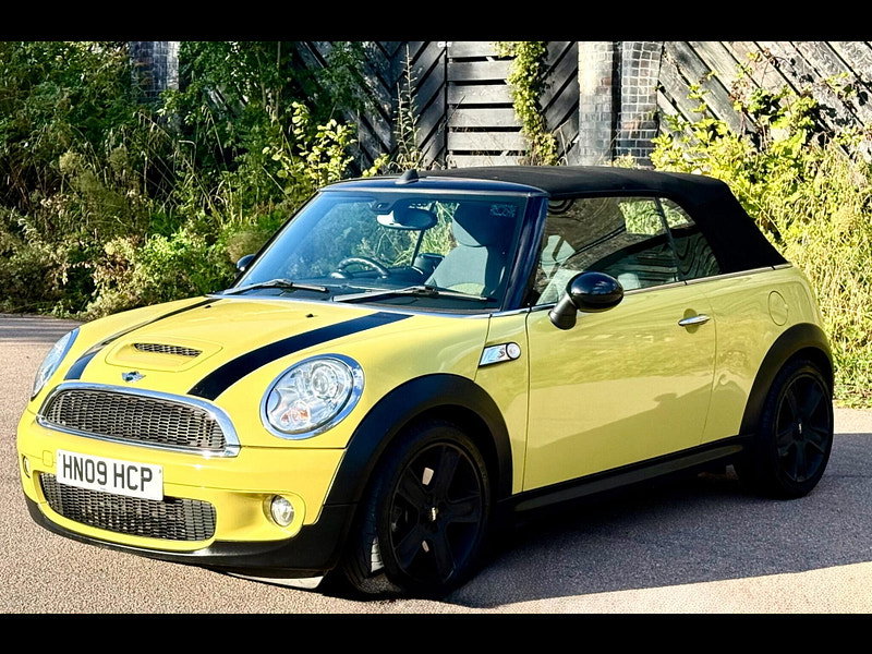 MINI Convertible 1.6 Cooper S Convertible 2dr Petrol Manual Euro 4 (170 ps)