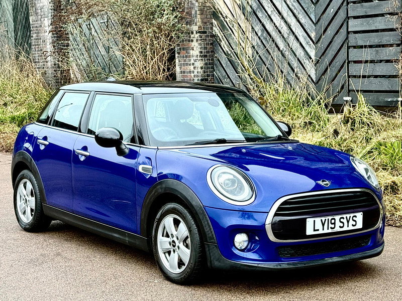 MINI Hatch 1.5 Cooper Classic Steptronic Euro 6 (s/s) 5dr