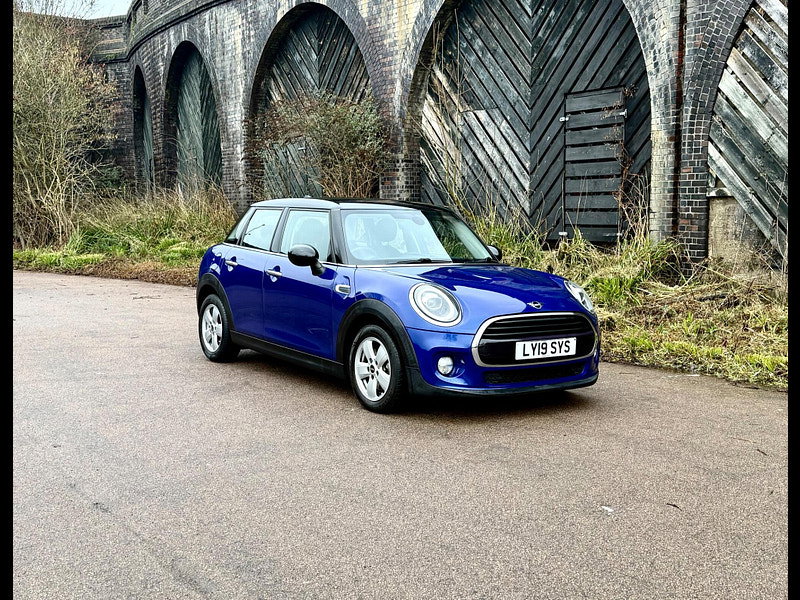 MINI Hatch 1.5 Cooper Classic Steptronic Euro 6 (s/s) 5dr