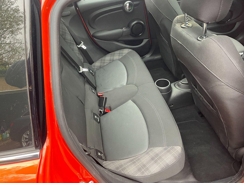 MINI Hatch 1.5 Cooper Euro 6 (s/s) 5dr