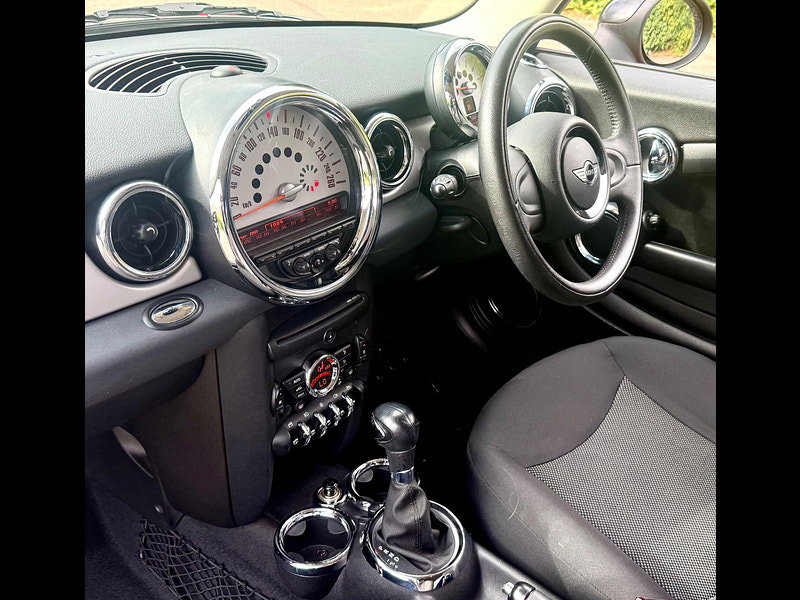 MINI Hatch 1.6 Cooper Hatchback 3dr Petrol Auto