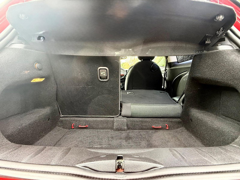 MINI Hatch 1.6 Cooper Hatchback 3dr Petrol Auto