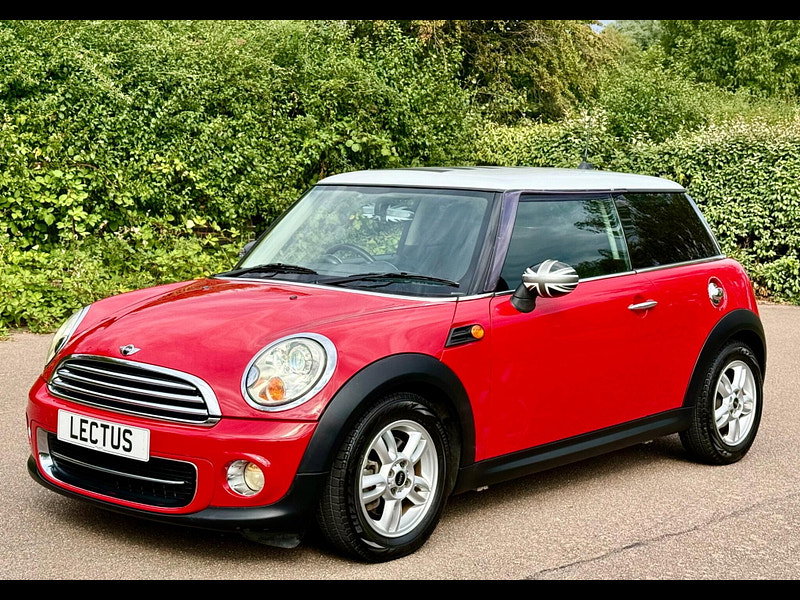 MINI Hatch 1.6 Cooper Hatchback 3dr Petrol Auto