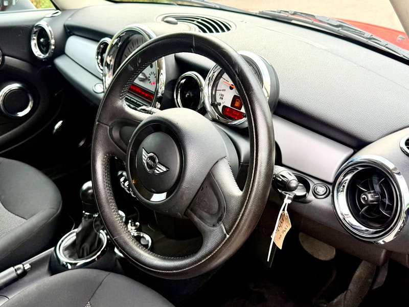 MINI Hatch 1.6 Cooper Hatchback 3dr Petrol Auto