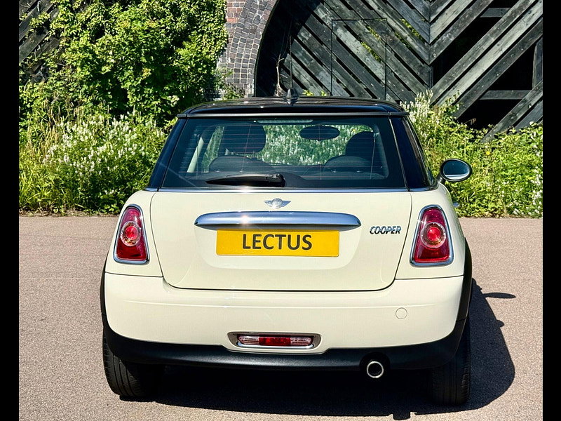 MINI Hatch 1.6 Cooper Auto Euro 5 3dr