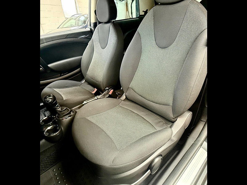 MINI Hatch 1.6 Cooper Auto Euro 5 3dr