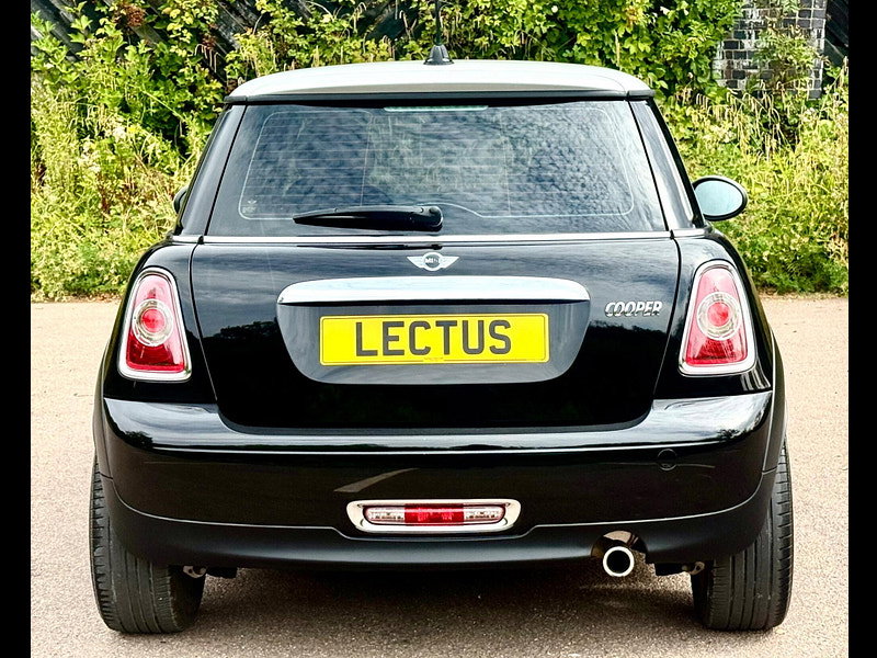 MINI Hatch 1.6 Cooper Auto Euro 5 3dr