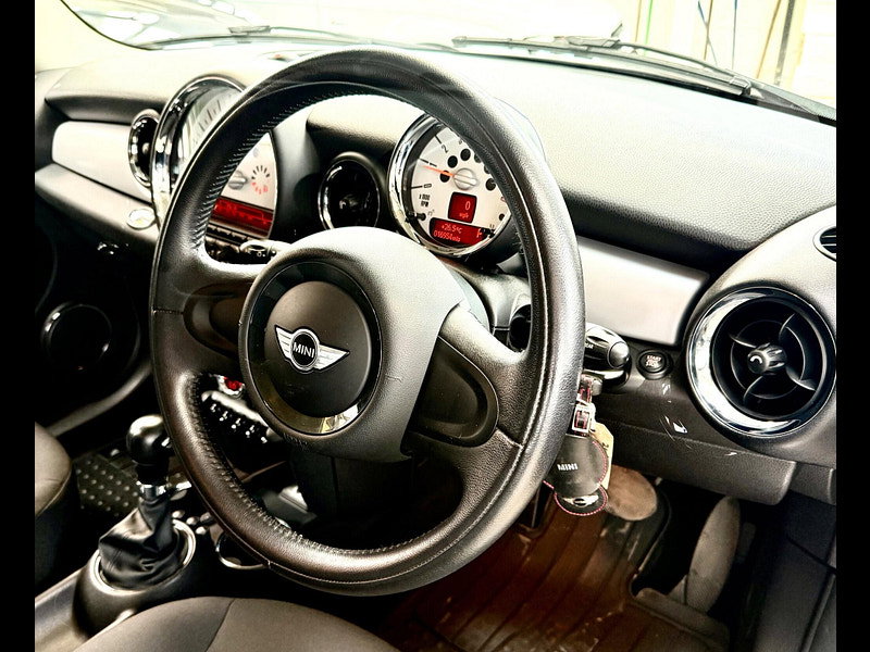 MINI Hatch 1.6 Cooper Auto Euro 5 3dr