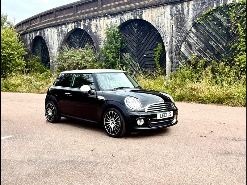 MINI Hatch 1.6 Cooper Auto Euro 5 3dr