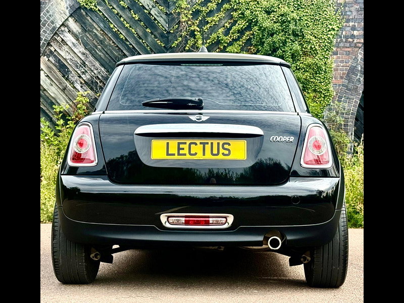 MINI Hatch 1.6 Cooper Auto Euro 5 3dr