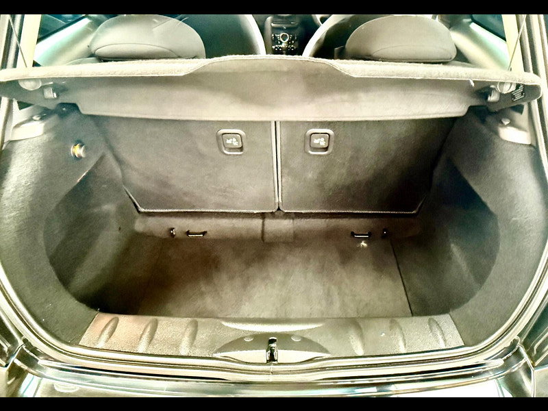 MINI Hatch 1.6 Cooper Auto Euro 5 3dr