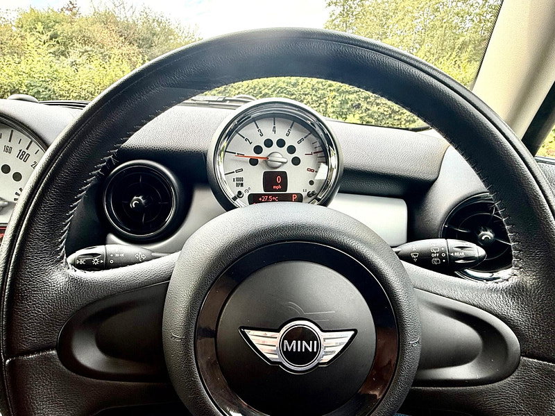 MINI Hatch 1.6 Cooper Auto Euro 5 3dr