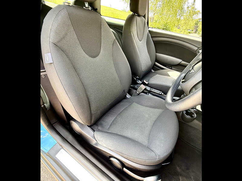 MINI Hatch 1.6 Cooper Auto Euro 6 3dr