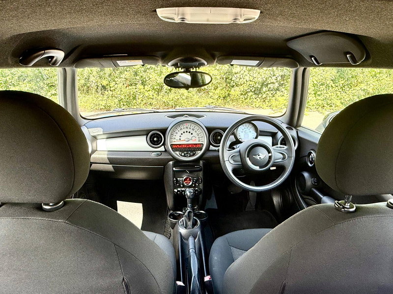 MINI Hatch 1.6 Cooper Auto Euro 6 3dr