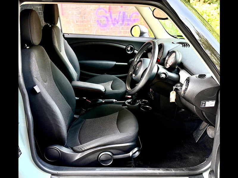 MINI Hatch 1.6 Cooper Auto Euro 6 3dr