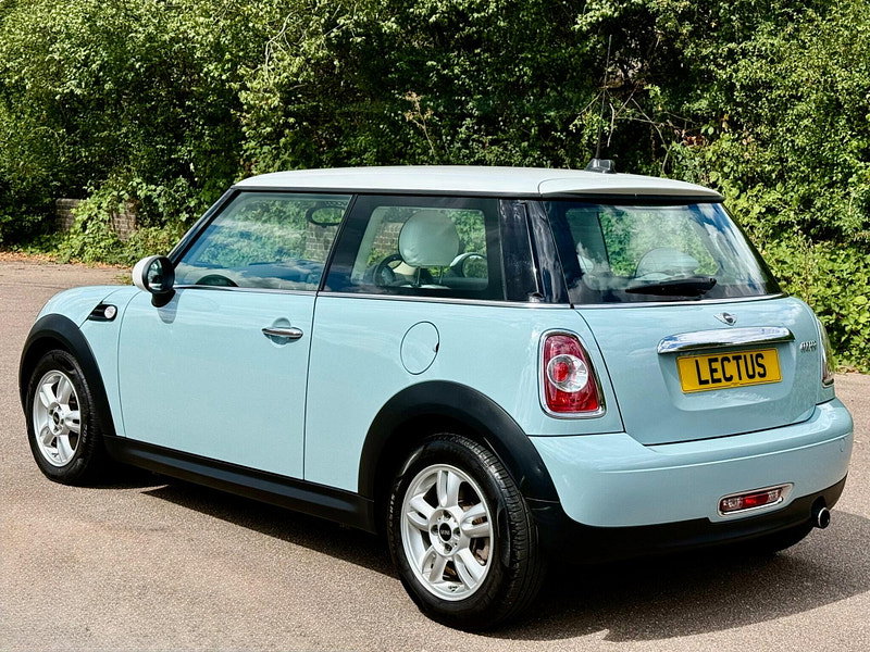 MINI Hatch 1.6 Cooper Auto Euro 6 3dr