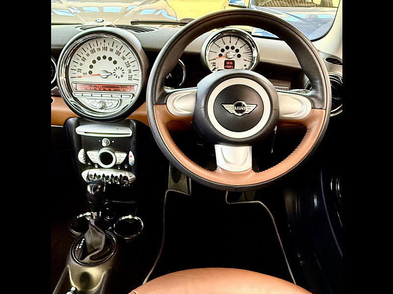 MINI Hatch 1.6 Cooper Mayfair 50 Steptronic 3dr