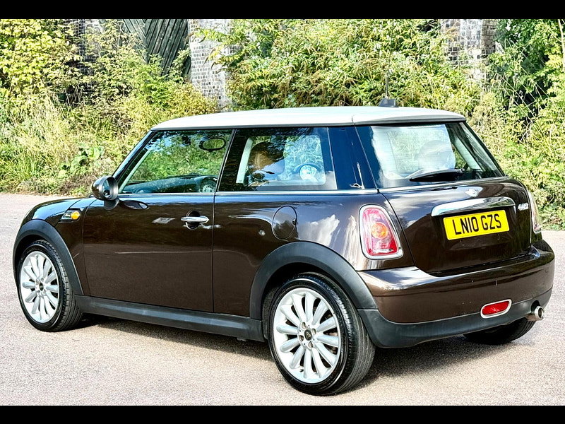 MINI Hatch 1.6 Cooper Mayfair 50 Steptronic 3dr