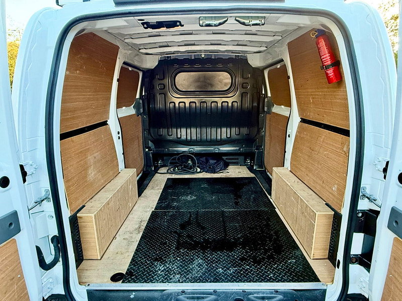 Nissan e-NV200 40kWh Acenta Auto SWB 5dr (Quick Charge)
