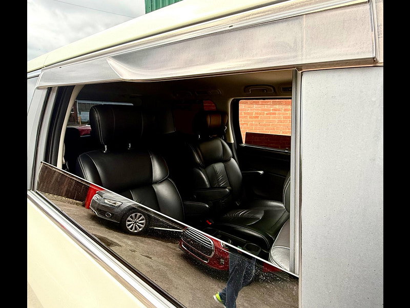 Nissan Elgrand Rider Black Line Edition 2.5 Petrol