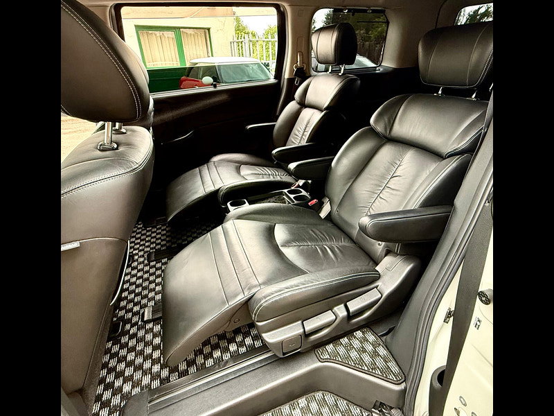 Nissan Elgrand Rider Black Line Edition 2.5 Petrol