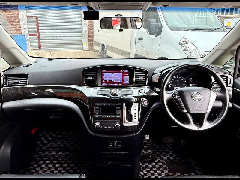 Nissan Elgrand Rider Black Line Edition 2.5 Petrol
