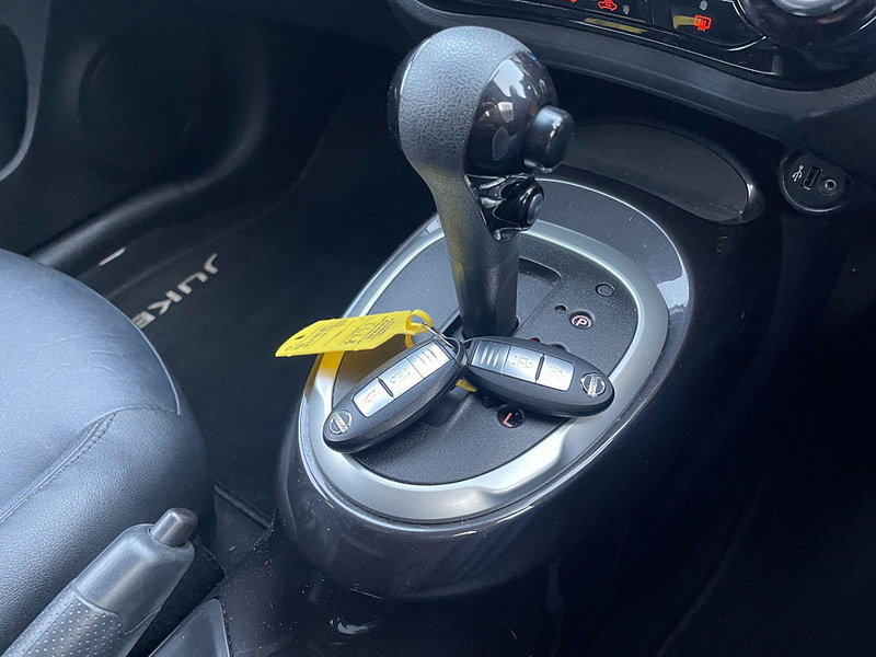 Nissan Juke 1.6 Tekna XTRON Euro 6 5dr