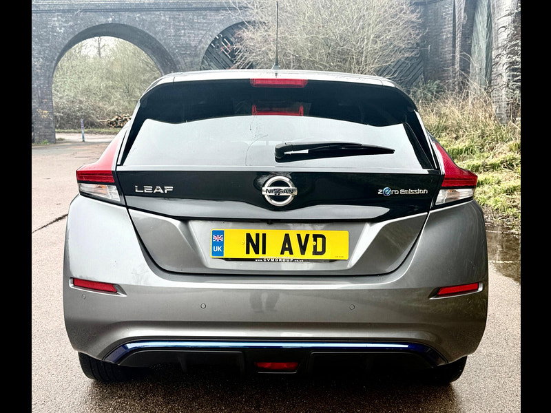 Nissan Leaf 40kWh N-Connecta Auto 5dr