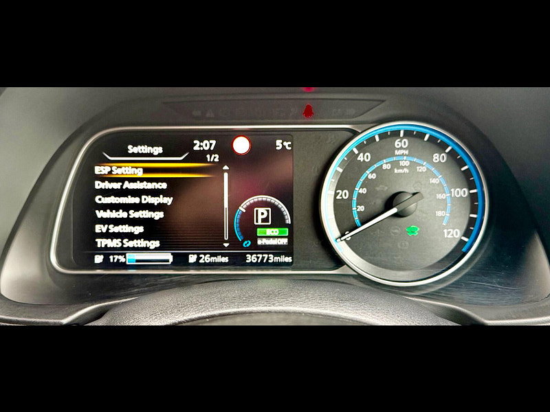 Nissan Leaf 40kWh N-Connecta Auto 5dr