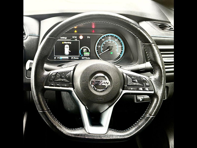 Nissan Leaf 40kWh N-Connecta Auto 5dr