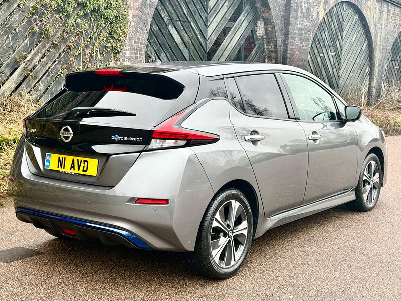 Nissan Leaf 40kWh N-Connecta Auto 5dr