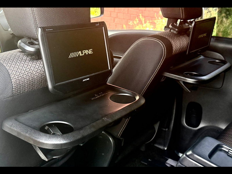 Nissan Serena 2.0 HYBRID HIGHWAY STAR ADVANCED SAFETY