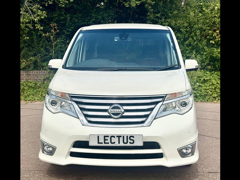 Nissan Serena 2.0 HYBRID HIGHWAY STAR ADVANCED SAFETY