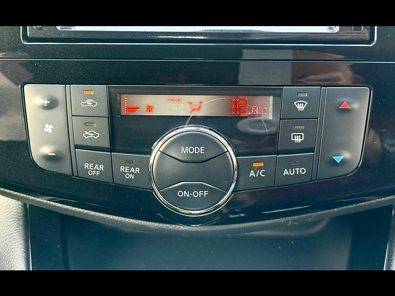 Nissan Serena 2.0 HYBRID HIGHWAY STAR ADVANCED SAFETY