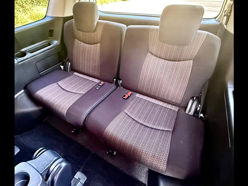 Nissan Serena 2.0 HYBRID HIGHWAY STAR ADVANCED SAFETY