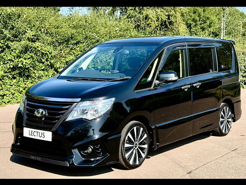 Nissan Serena 2.0 Petrol/Hybrid Highway Star 7 Seat