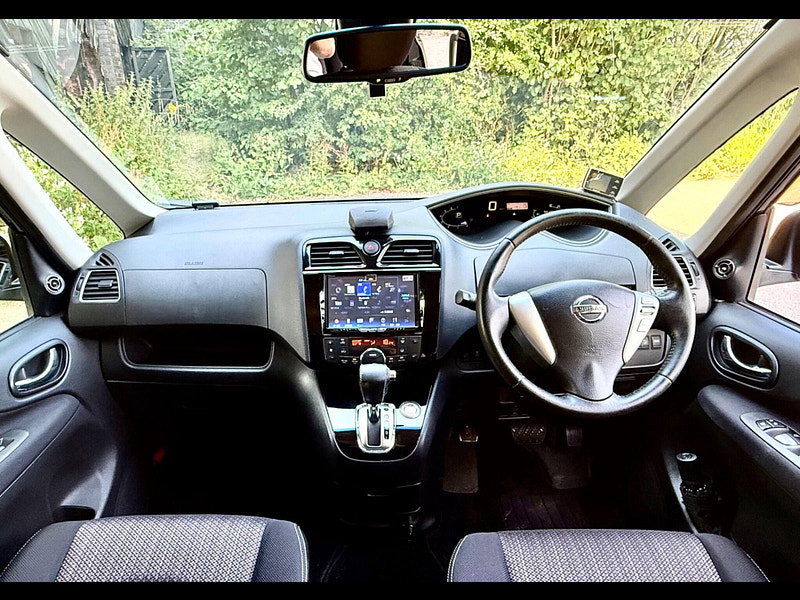Nissan Serena 2.0 Petrol/Hybrid Highway Star 7 Seat