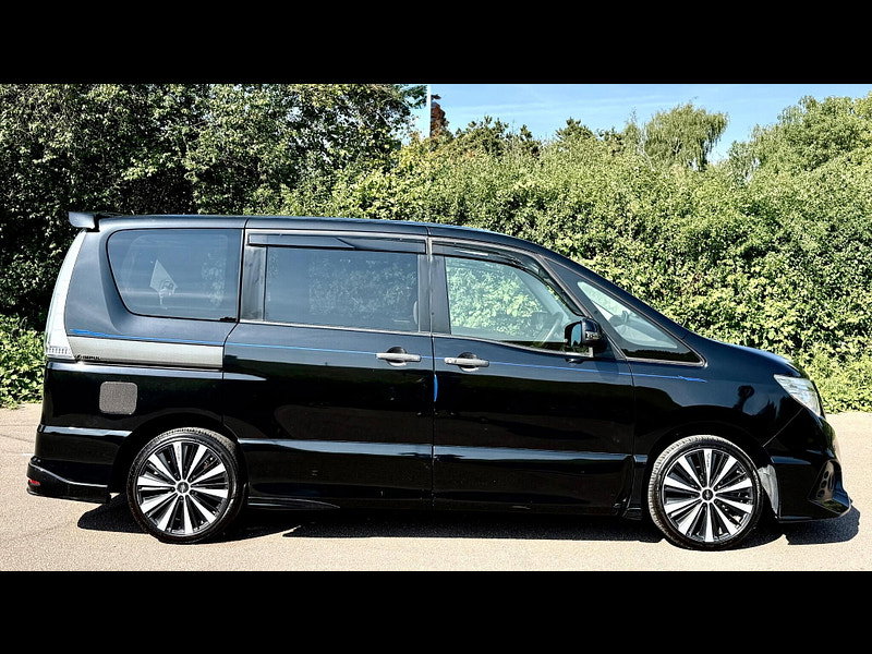 Nissan Serena 2.0 Petrol/Hybrid Highway Star 7 Seat