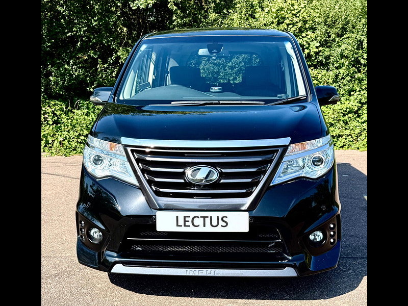 Nissan Serena 2.0 Petrol/Hybrid Highway Star 7 Seat