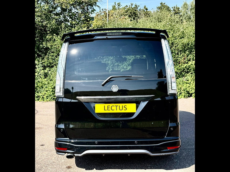 Nissan Serena 2.0 Petrol/Hybrid Highway Star 7 Seat