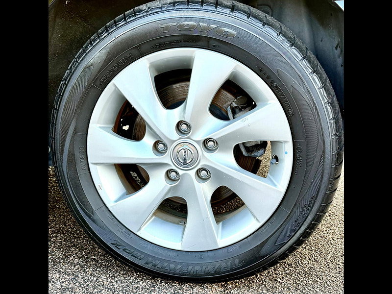Nissan Serena 2.0 Petrol Hybrid 7 Seat Highway Star