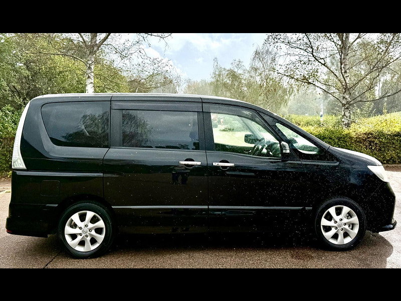 Nissan Serena 2.0 Petrol Hybrid 7 Seat Highway Star