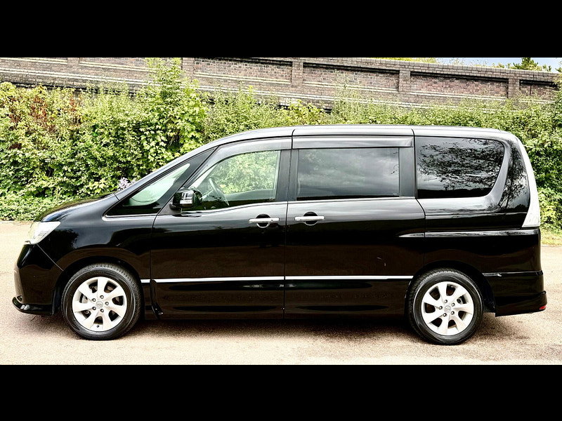 Nissan Serena 2.0 Petrol Hybrid 7 Seat Highway Star