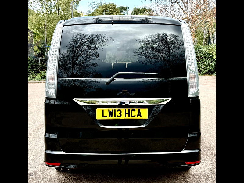 Nissan Serena 2.0 Petrol Hybrid 7 Seat Highway Star