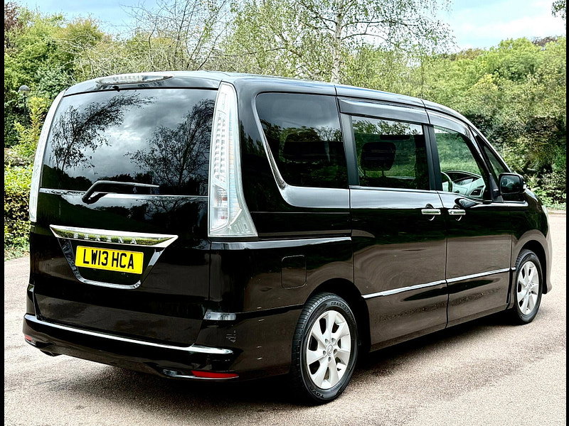 Nissan Serena 2.0 Petrol Hybrid 7 Seat Highway Star