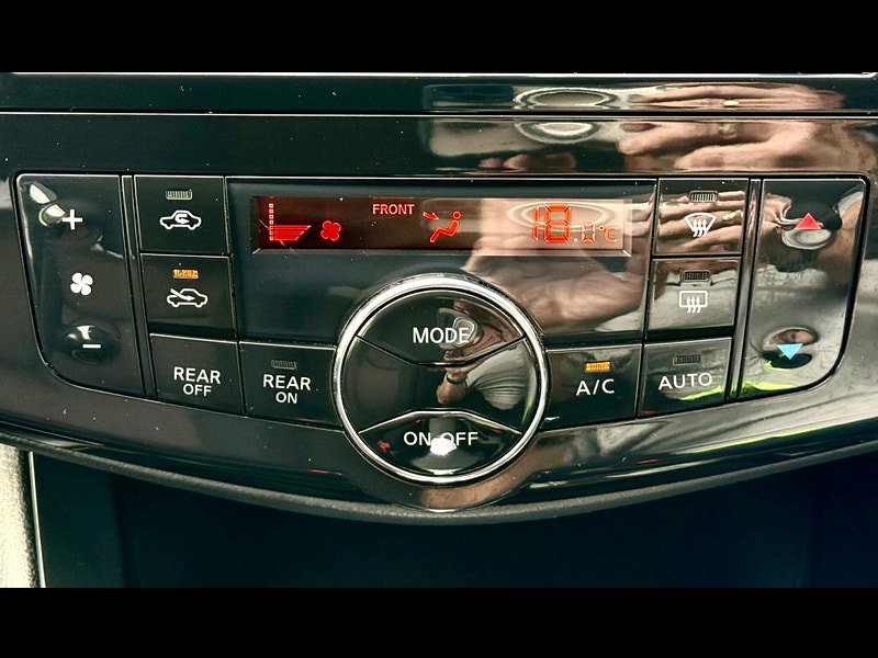 Nissan Serena 2.0 Petrol Hybrid 7 Seat Highway Star