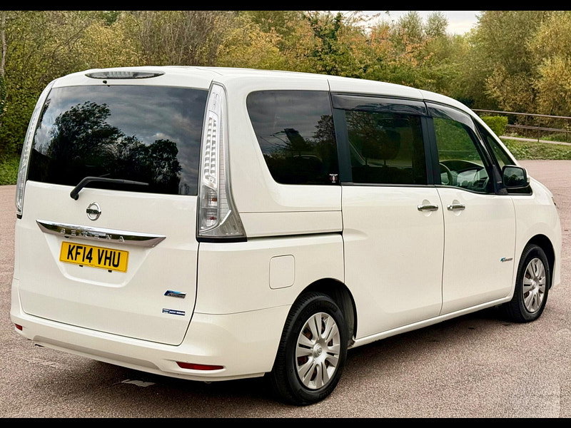 Nissan Serena 20X 2.0 Petrol/Hybrid Auto 5dr 7 Seat